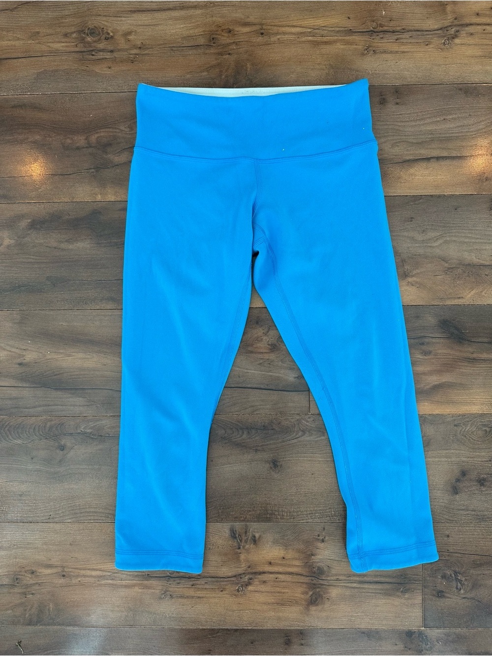 Lululemon Reversible Crop Leggings Size 4 Blue Aqua Yoga Running